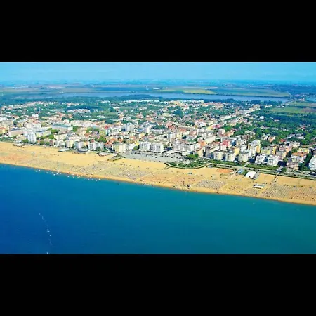 Stunning For 4 People In A Cozy Apartament Bibione